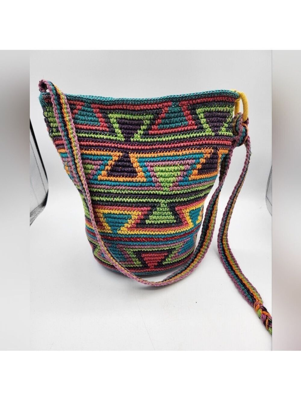 Multicolor Geometric Patterned Bucket Bag Wayuu Mochila Columbia